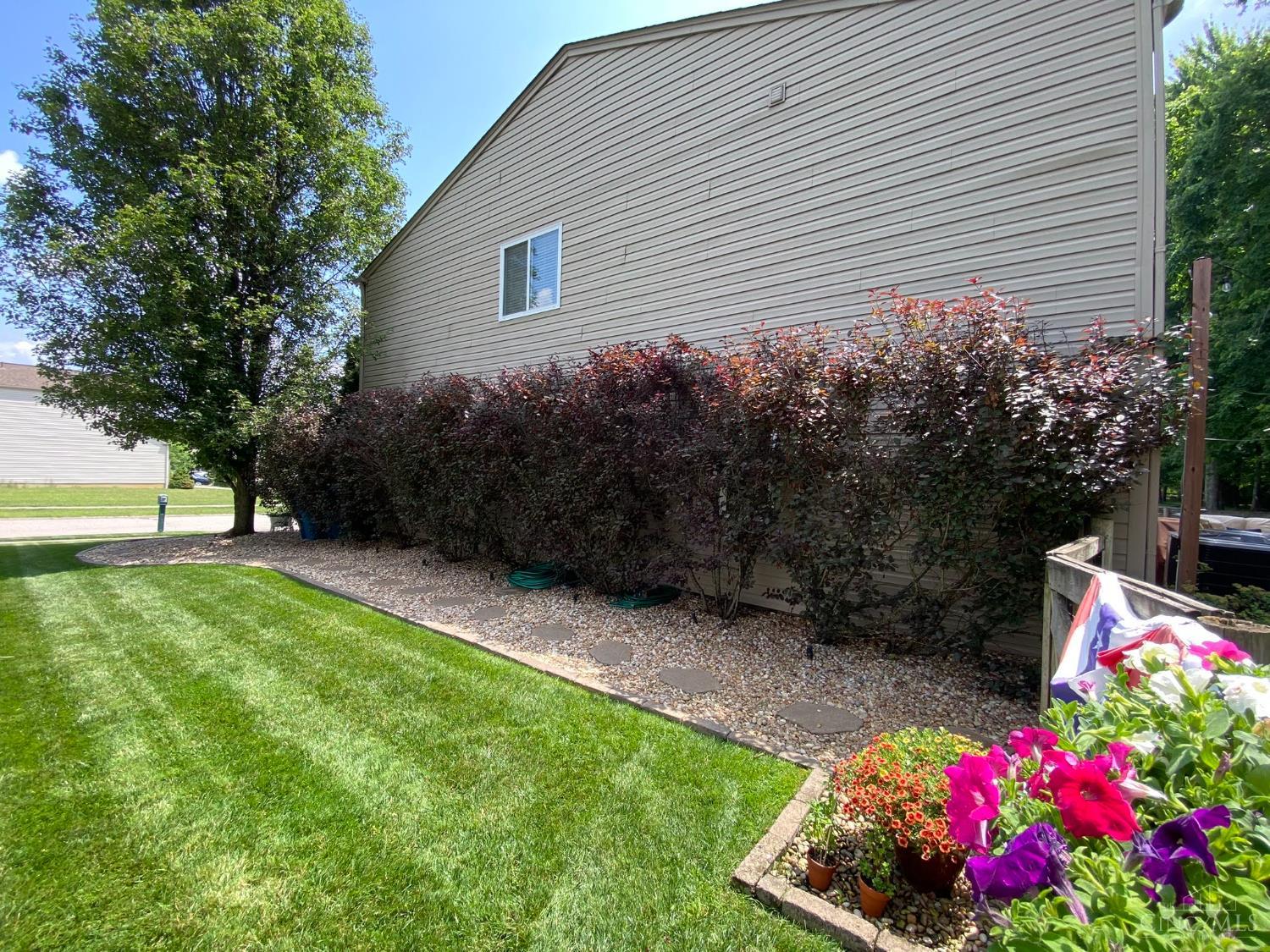 65 Wooded Ridge Drive