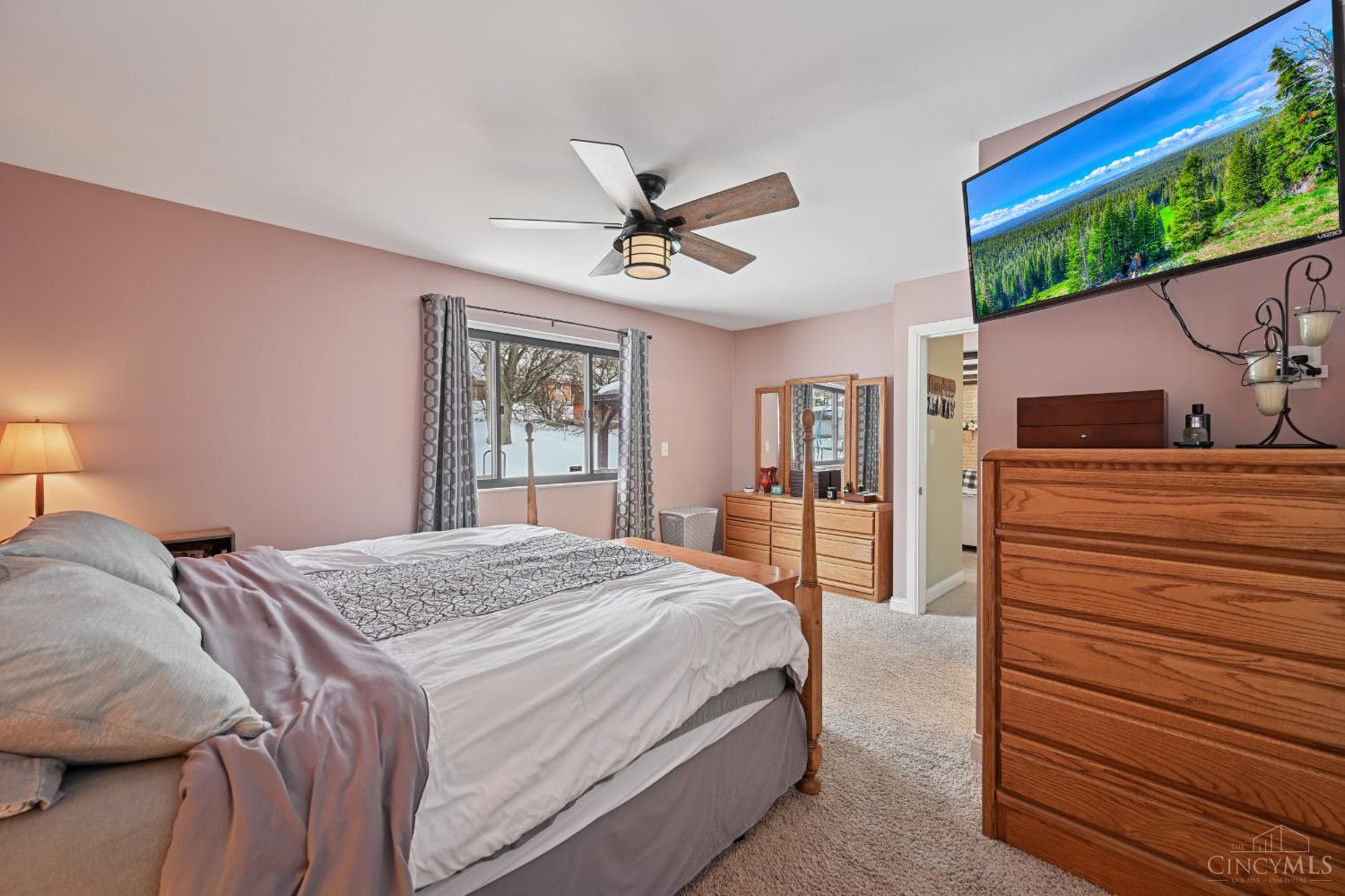 3855 Ridgecombe Drive