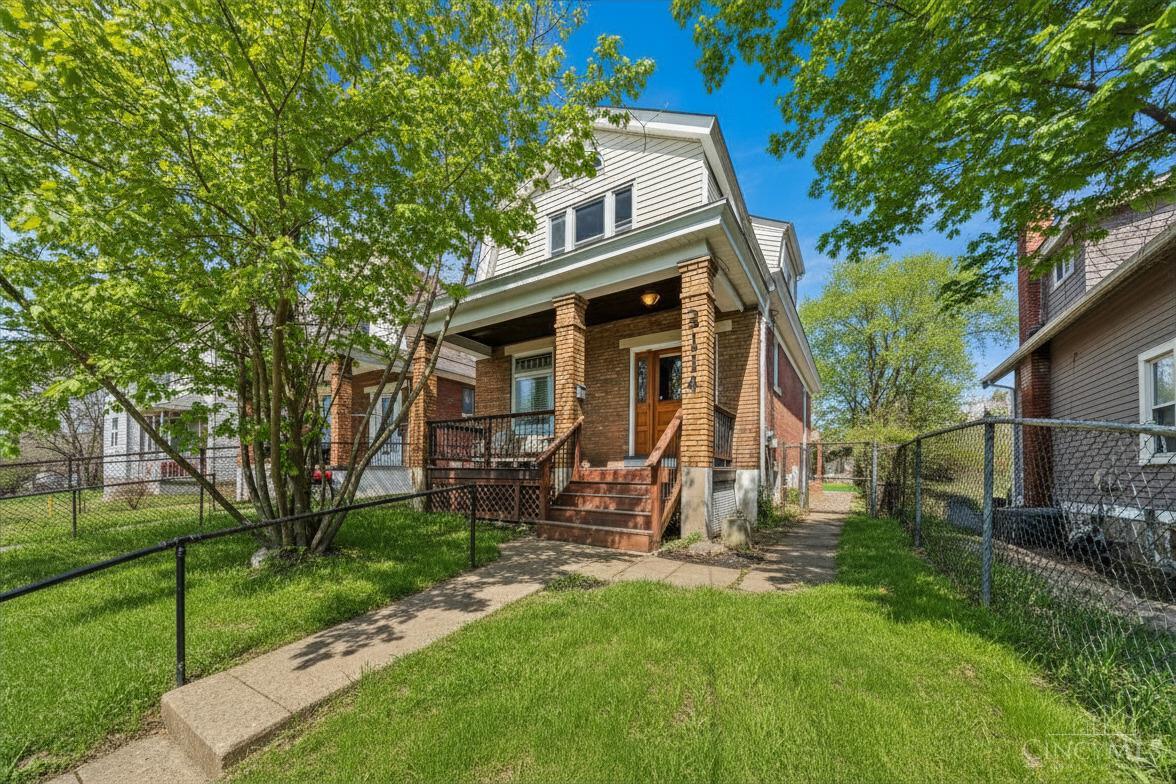3114 Murdock Avenue
