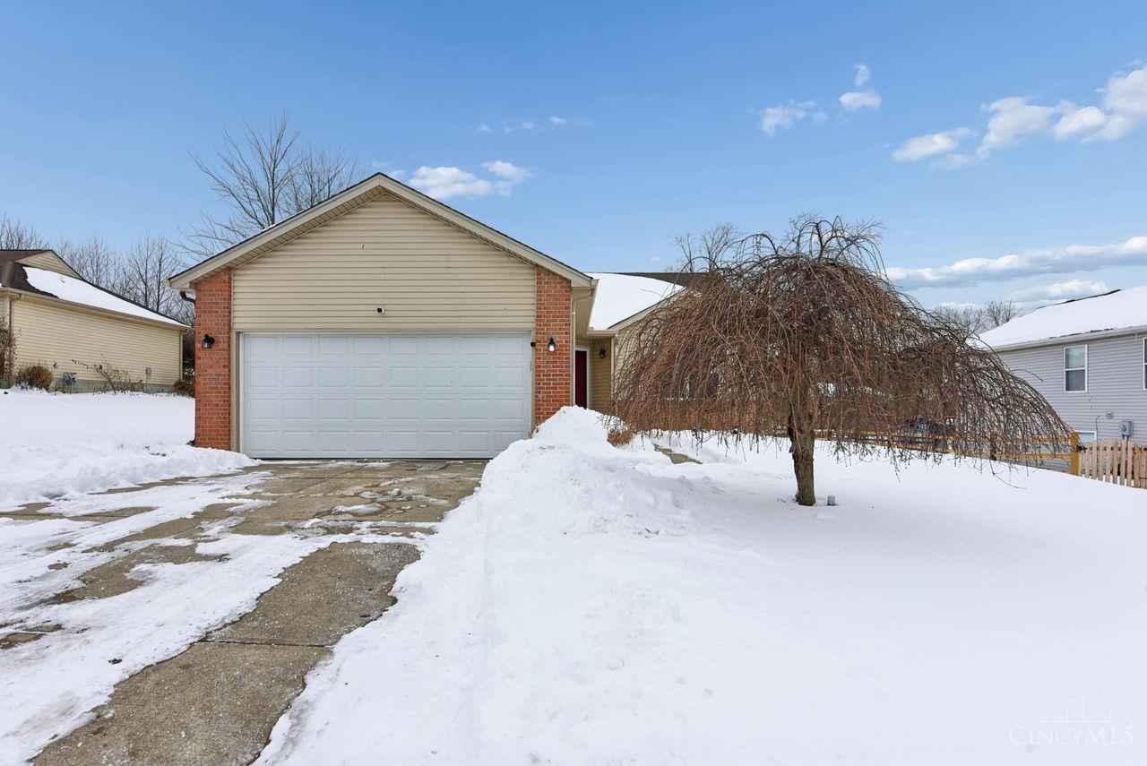 2979 Creekside Drive