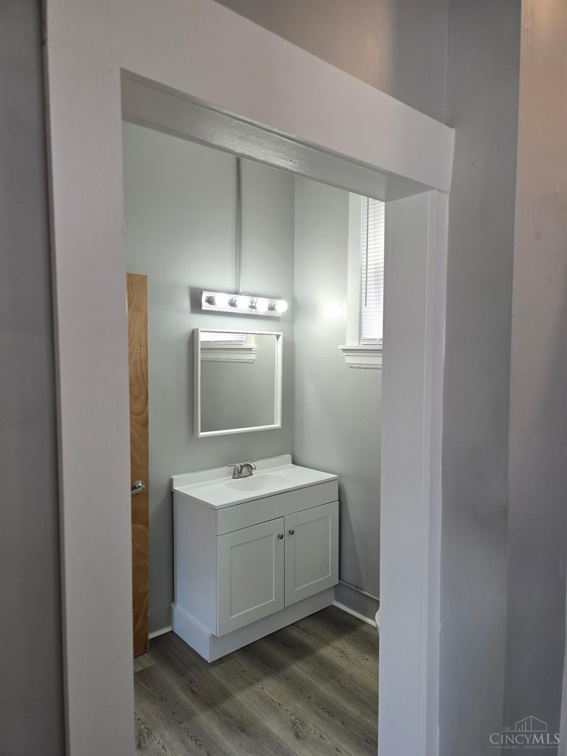 1712 Queen City Avenue