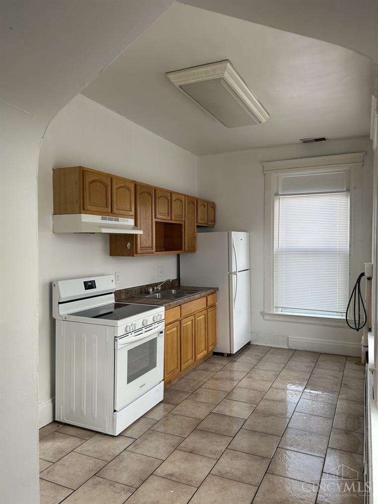 1712 Queen City Avenue