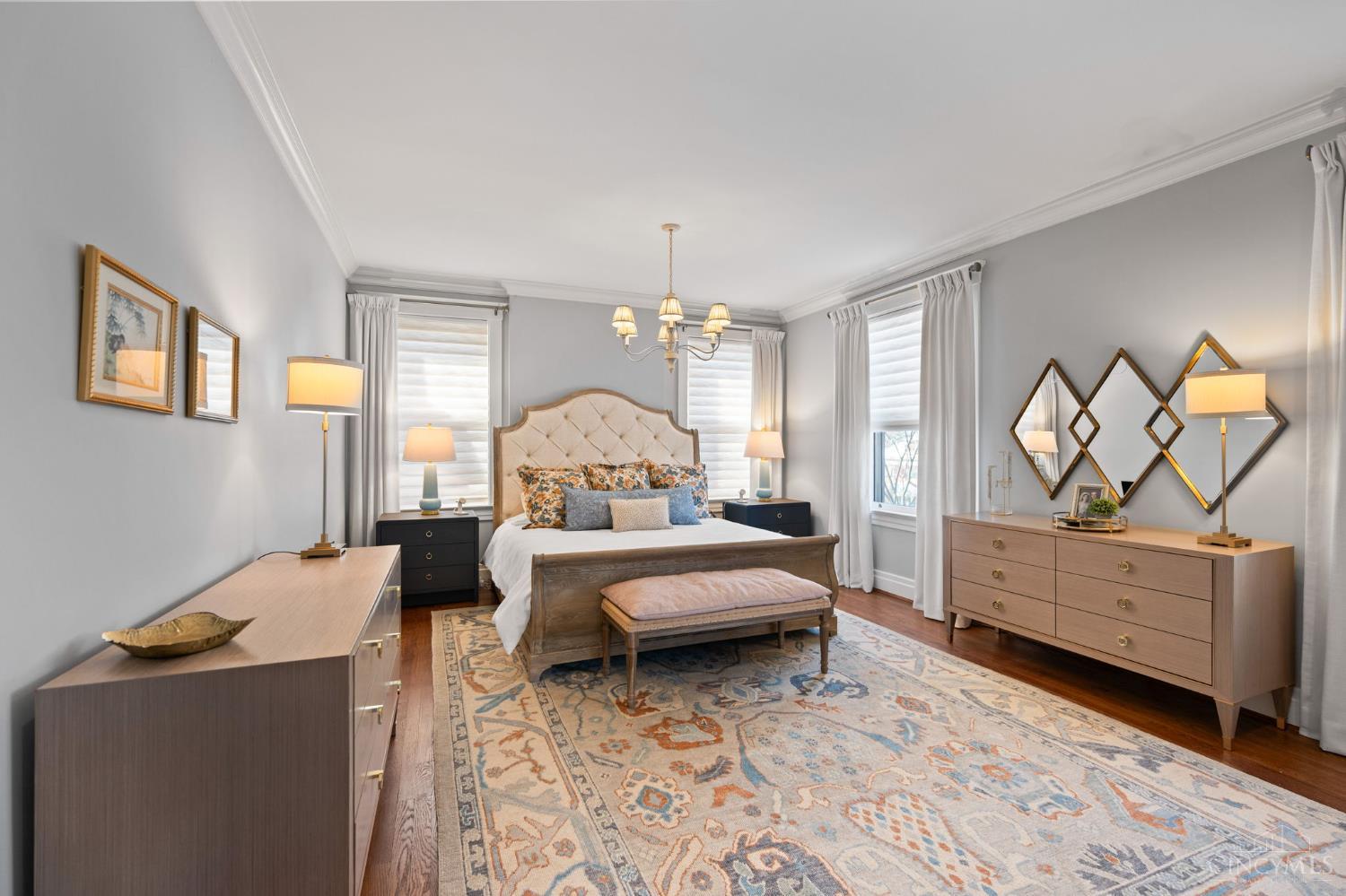 2517 Observatory Avenue