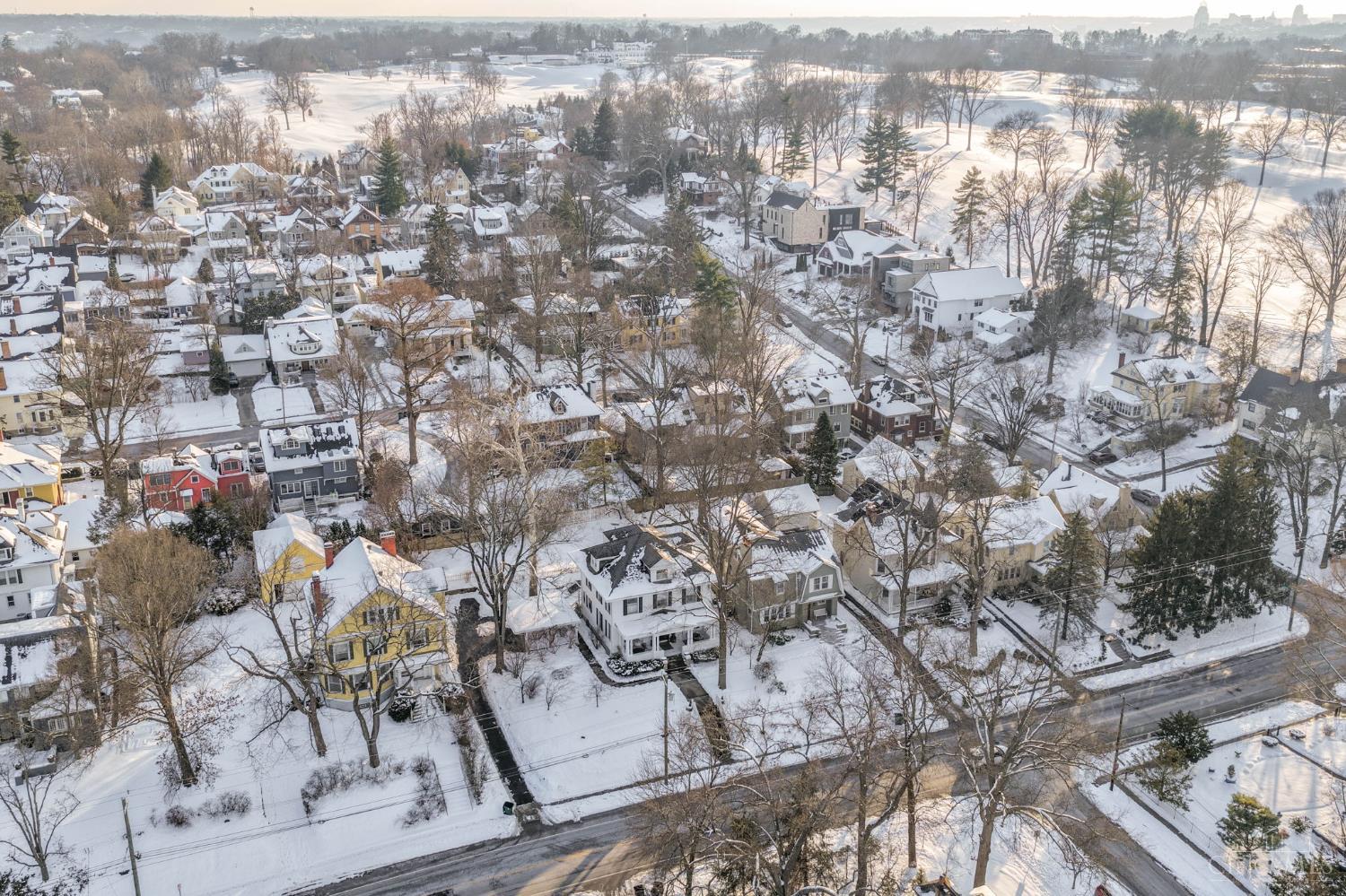 2517 Observatory Avenue