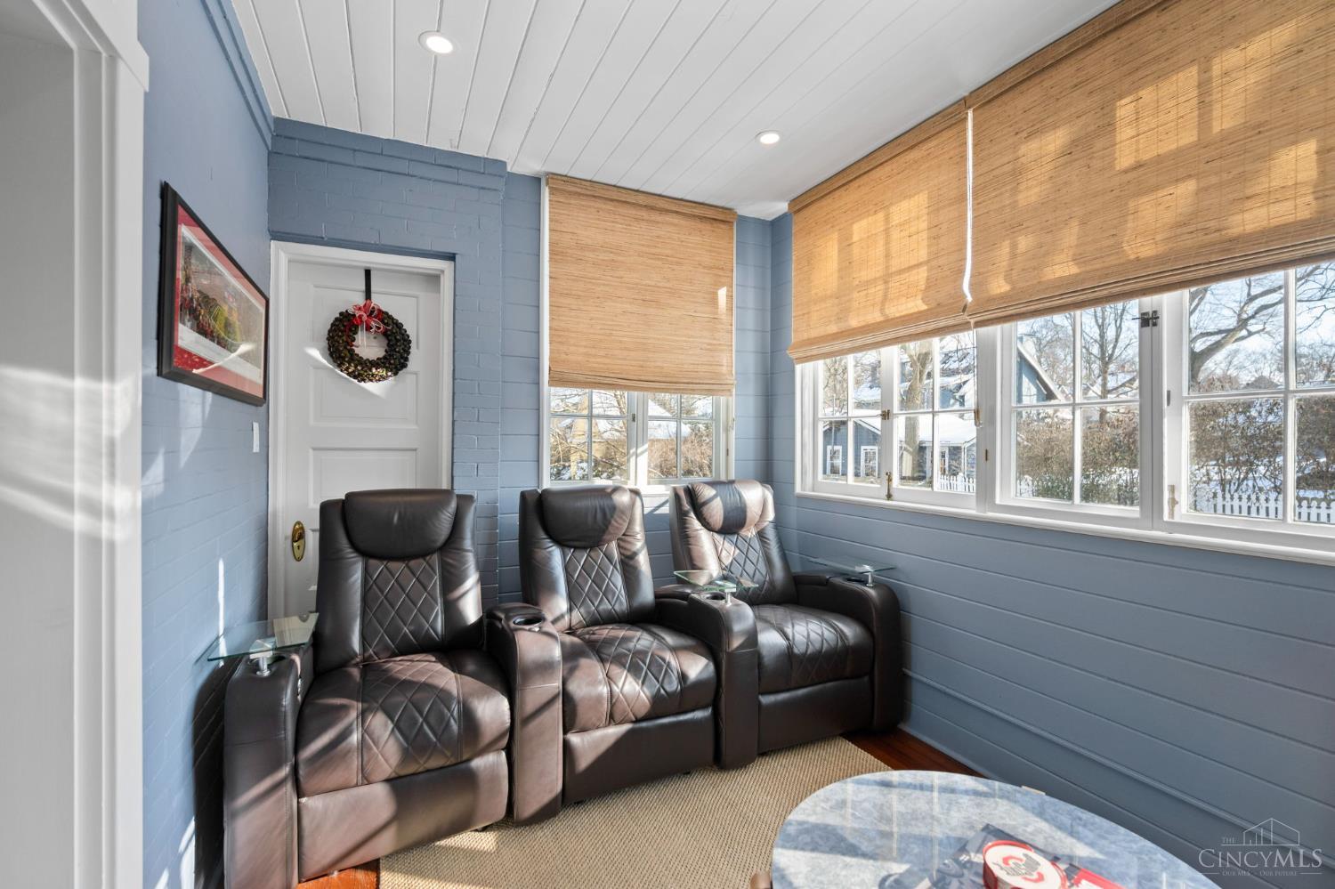 2517 Observatory Avenue