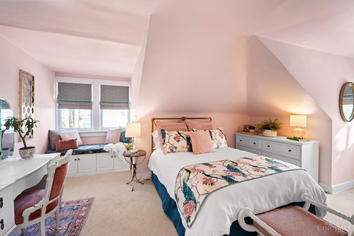 2517 Observatory Avenue