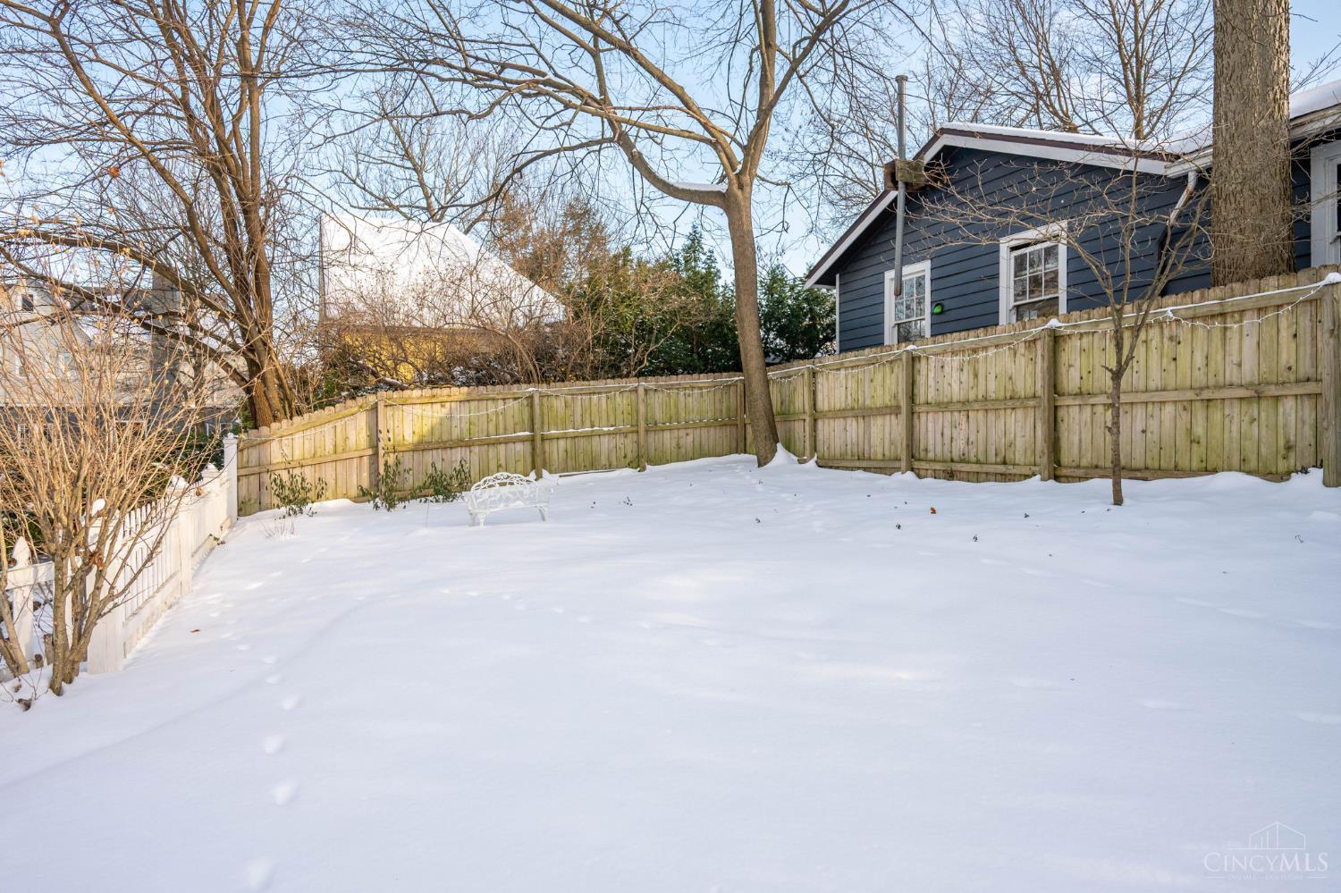 2517 Observatory Avenue