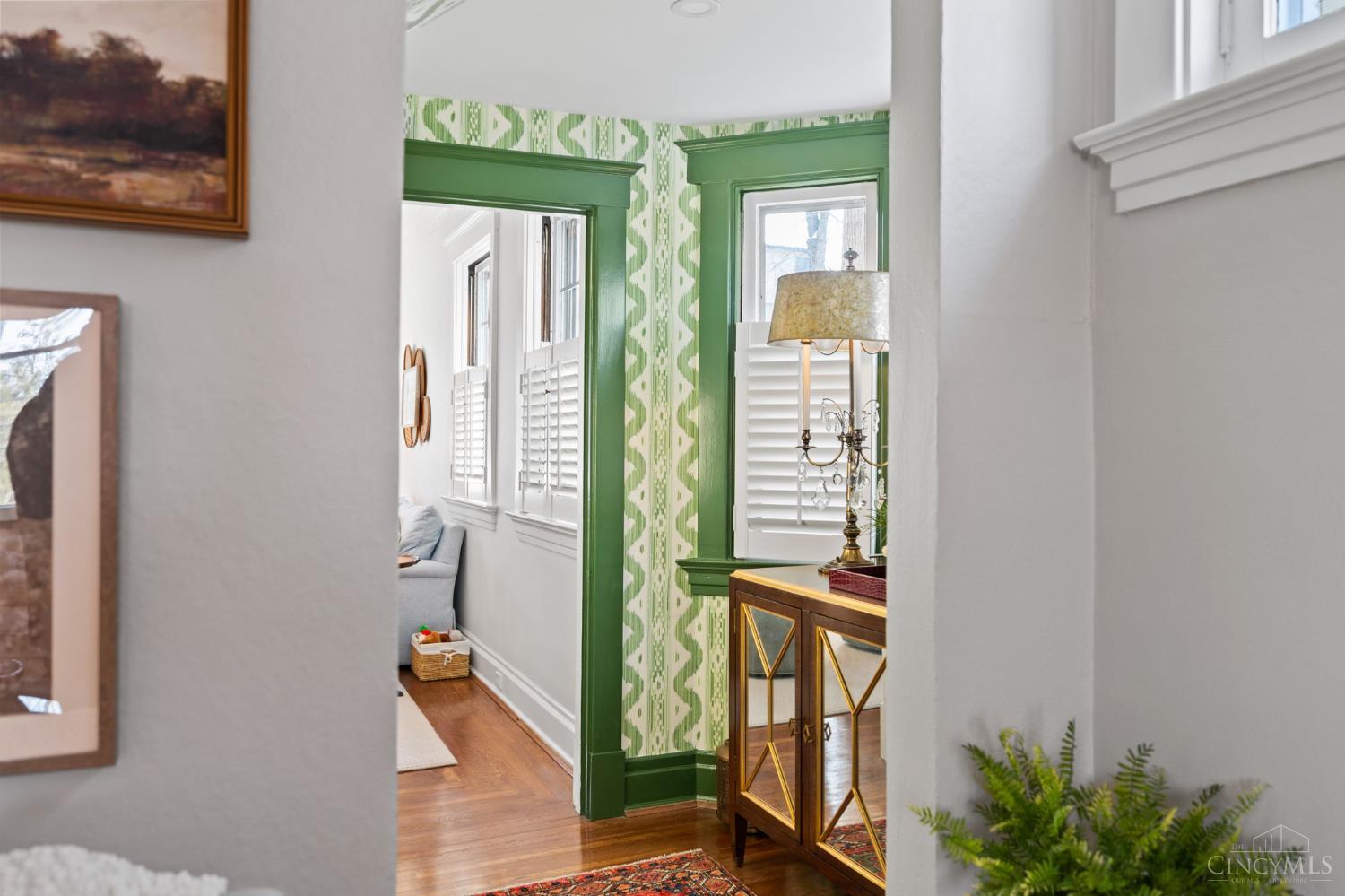 2517 Observatory Avenue