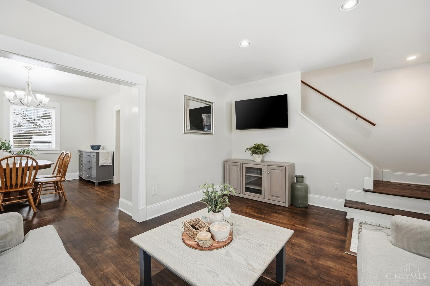 3902 Taft Avenue