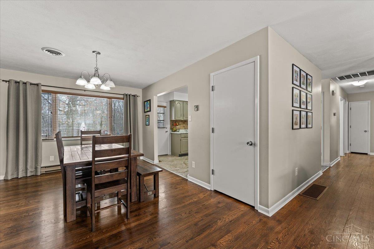 3905 Springoak Drive