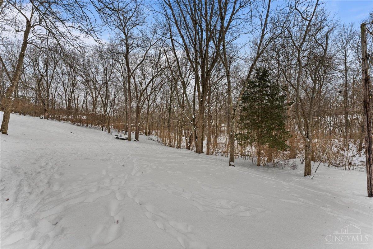 3905 Springoak Drive