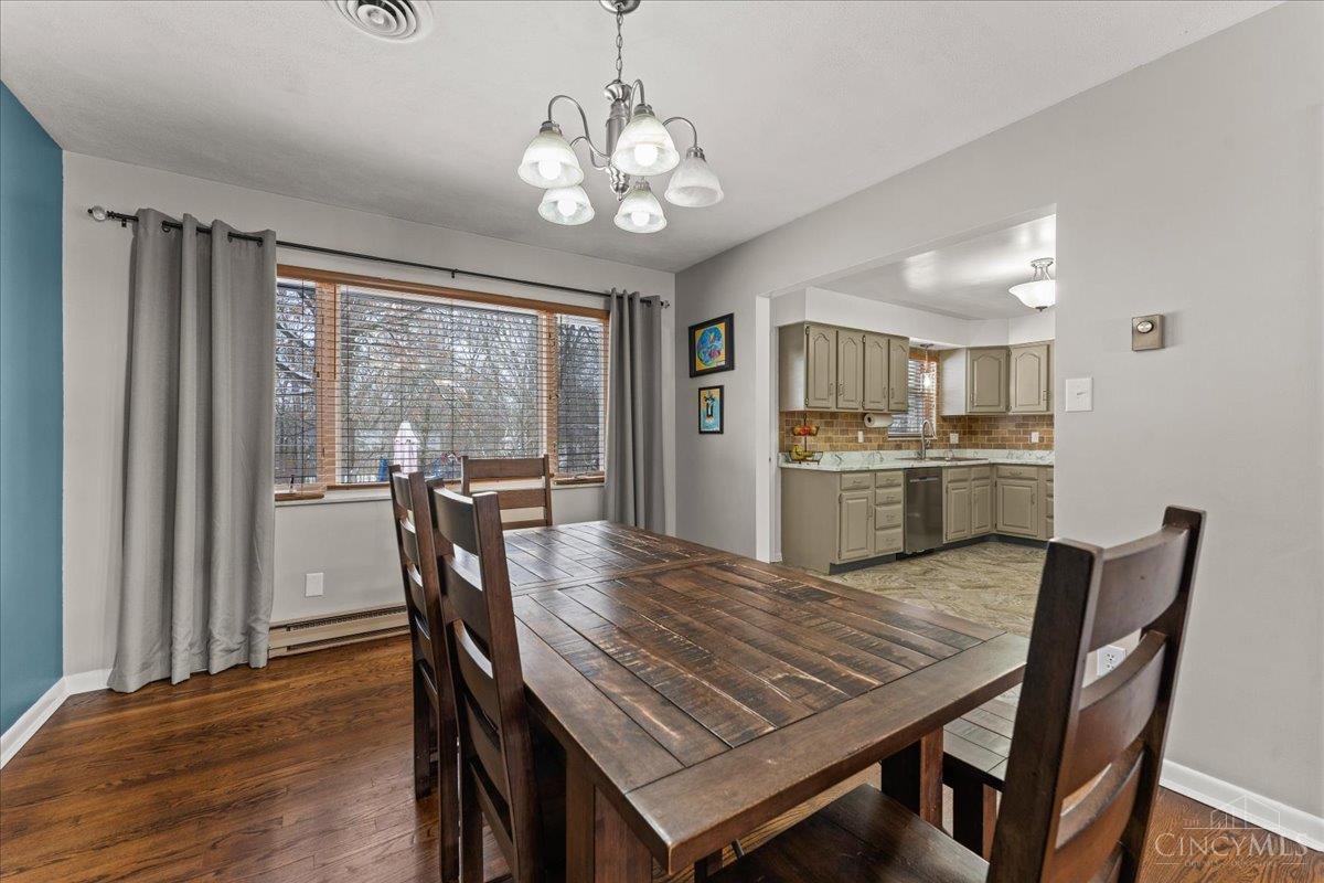 3905 Springoak Drive