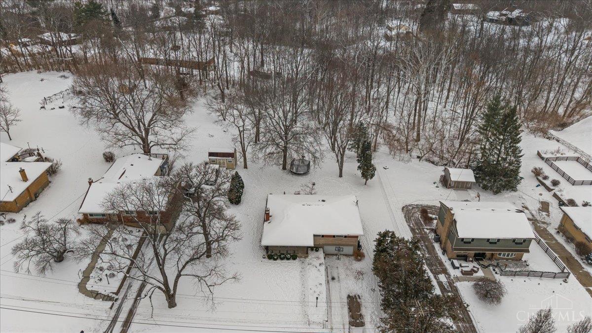 3905 Springoak Drive