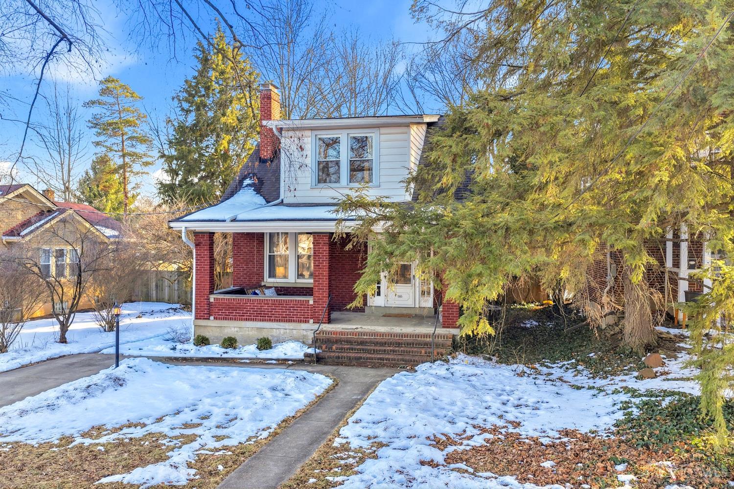 1565 Reid Avenue