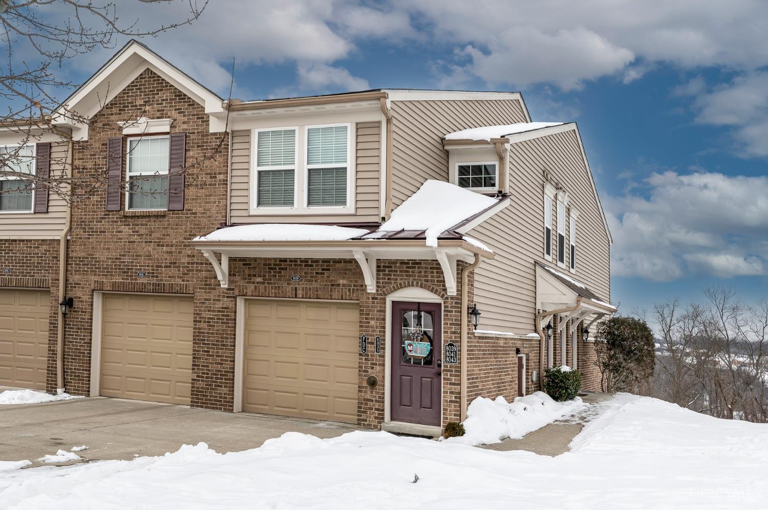 8041 Oakbridge Way 4-104
