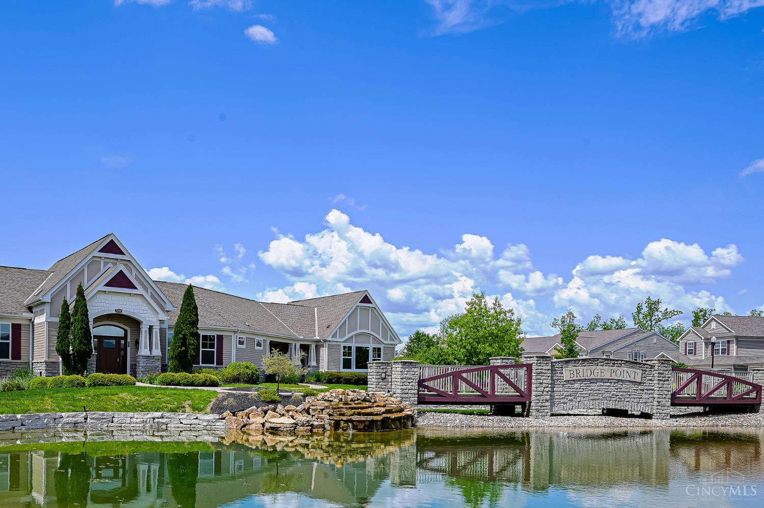 8041 Oakbridge Way 4-104