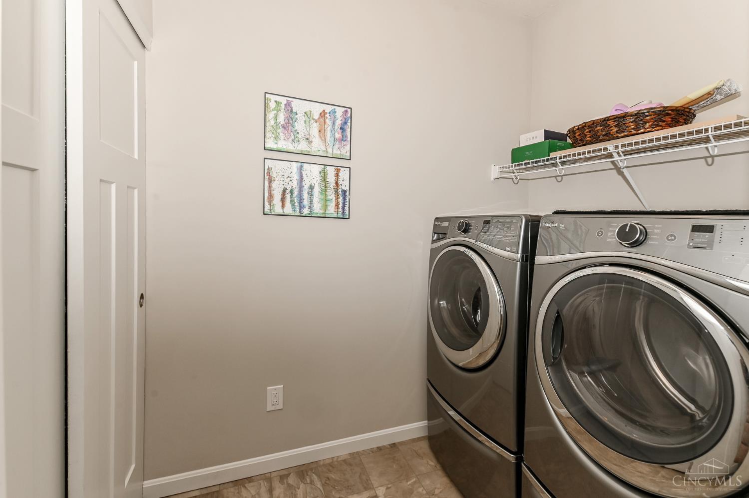 8041 Oakbridge Way 4-104