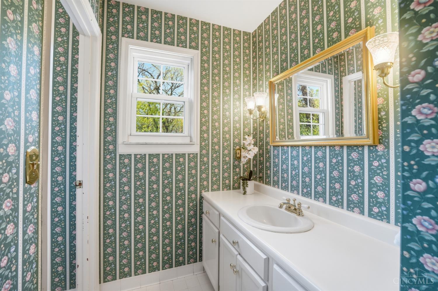 2633 Montchateau Drive