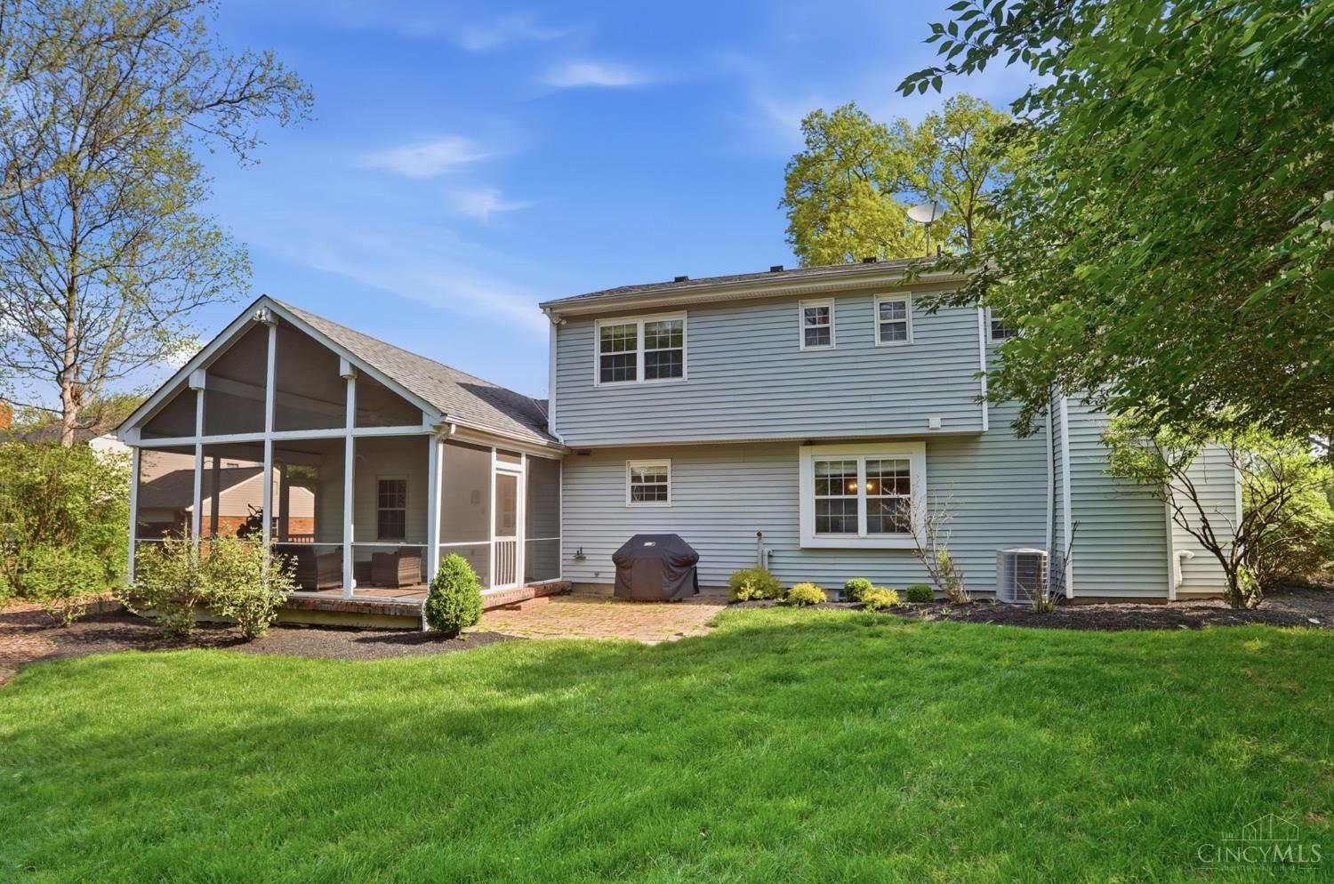 2633 Montchateau Drive