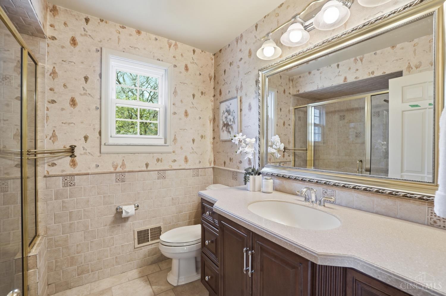 2633 Montchateau Drive