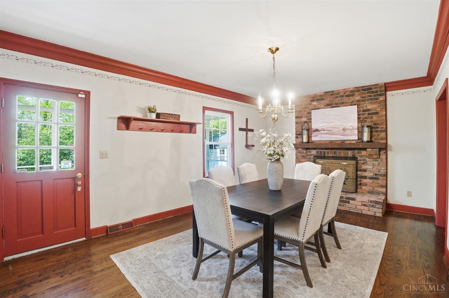 2633 Montchateau Drive