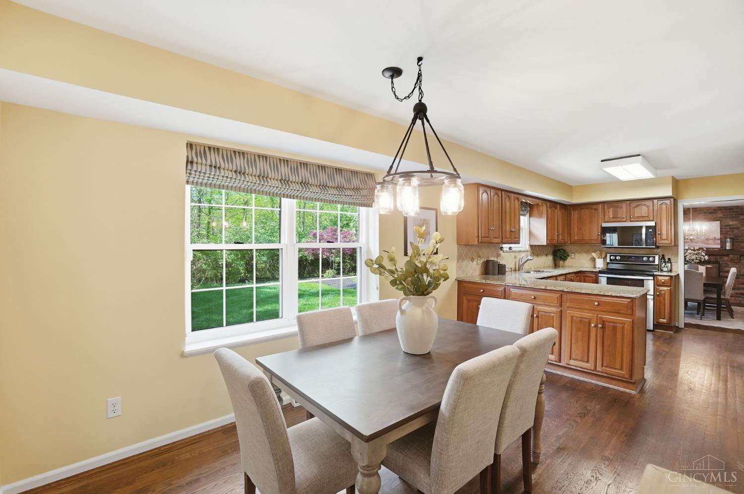 2633 Montchateau Drive