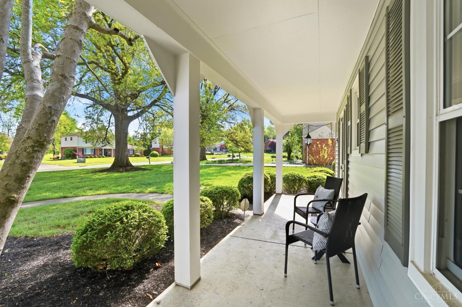 2633 Montchateau Drive