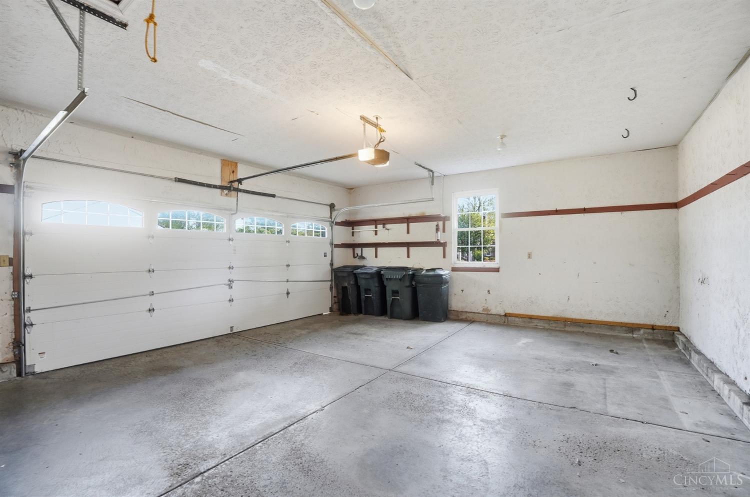 2633 Montchateau Drive