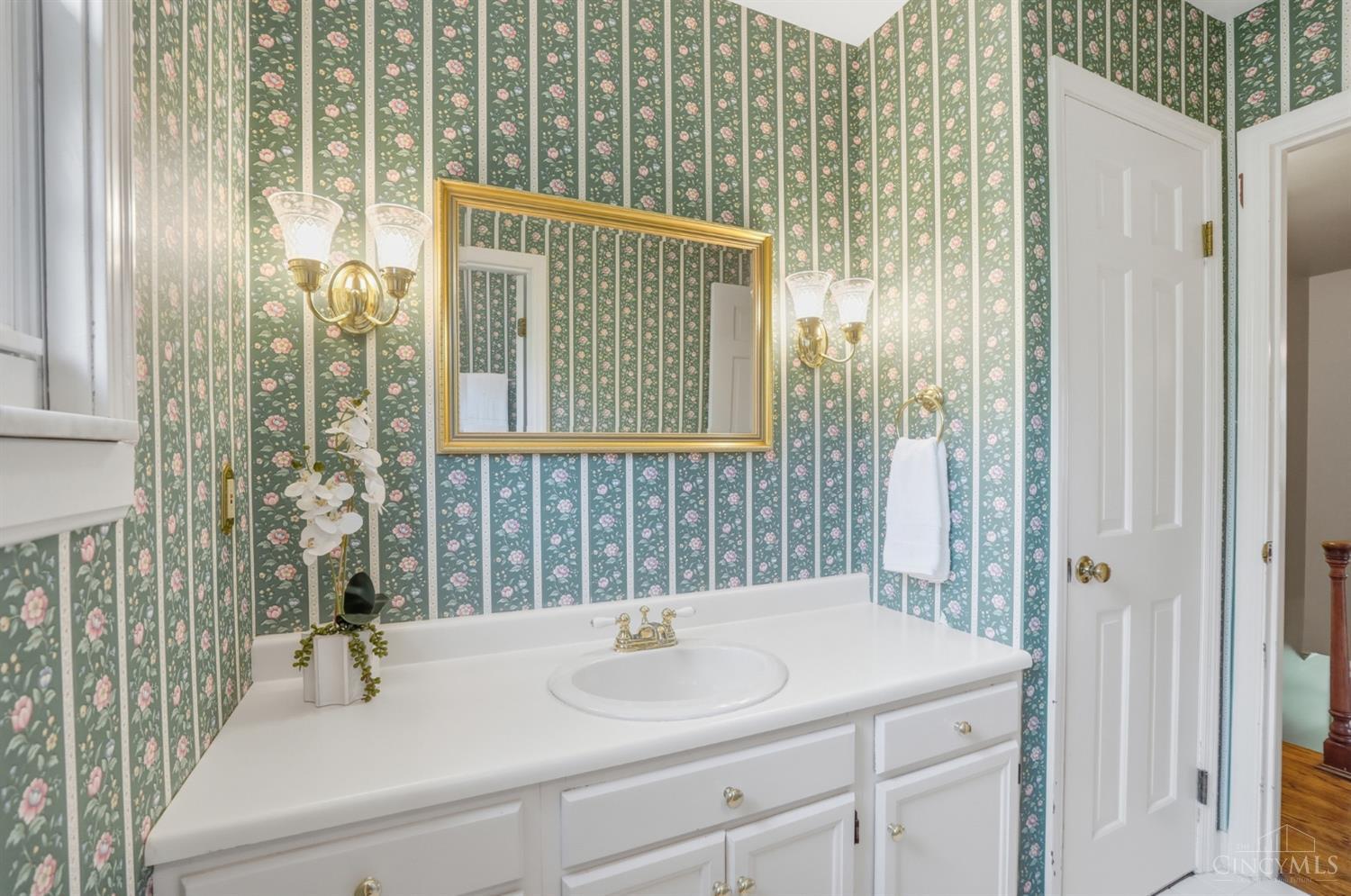 2633 Montchateau Drive