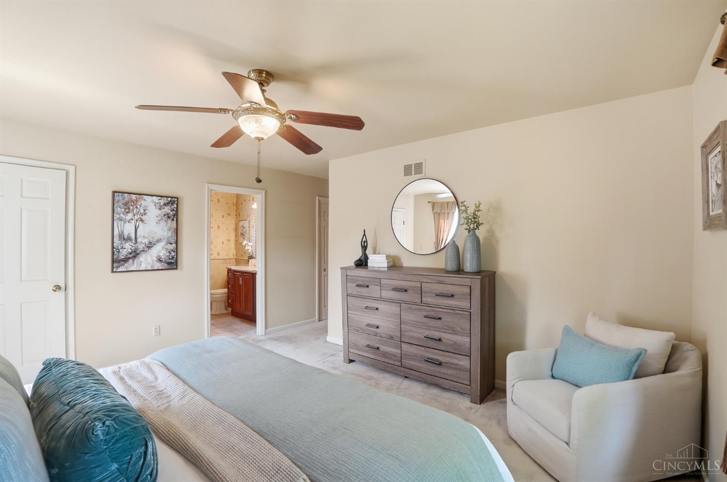 2633 Montchateau Drive