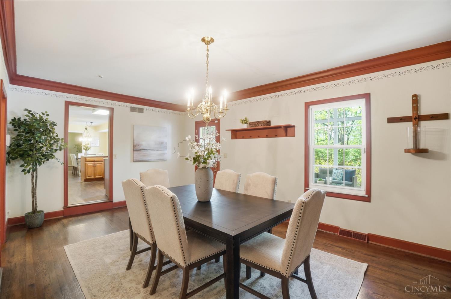 2633 Montchateau Drive