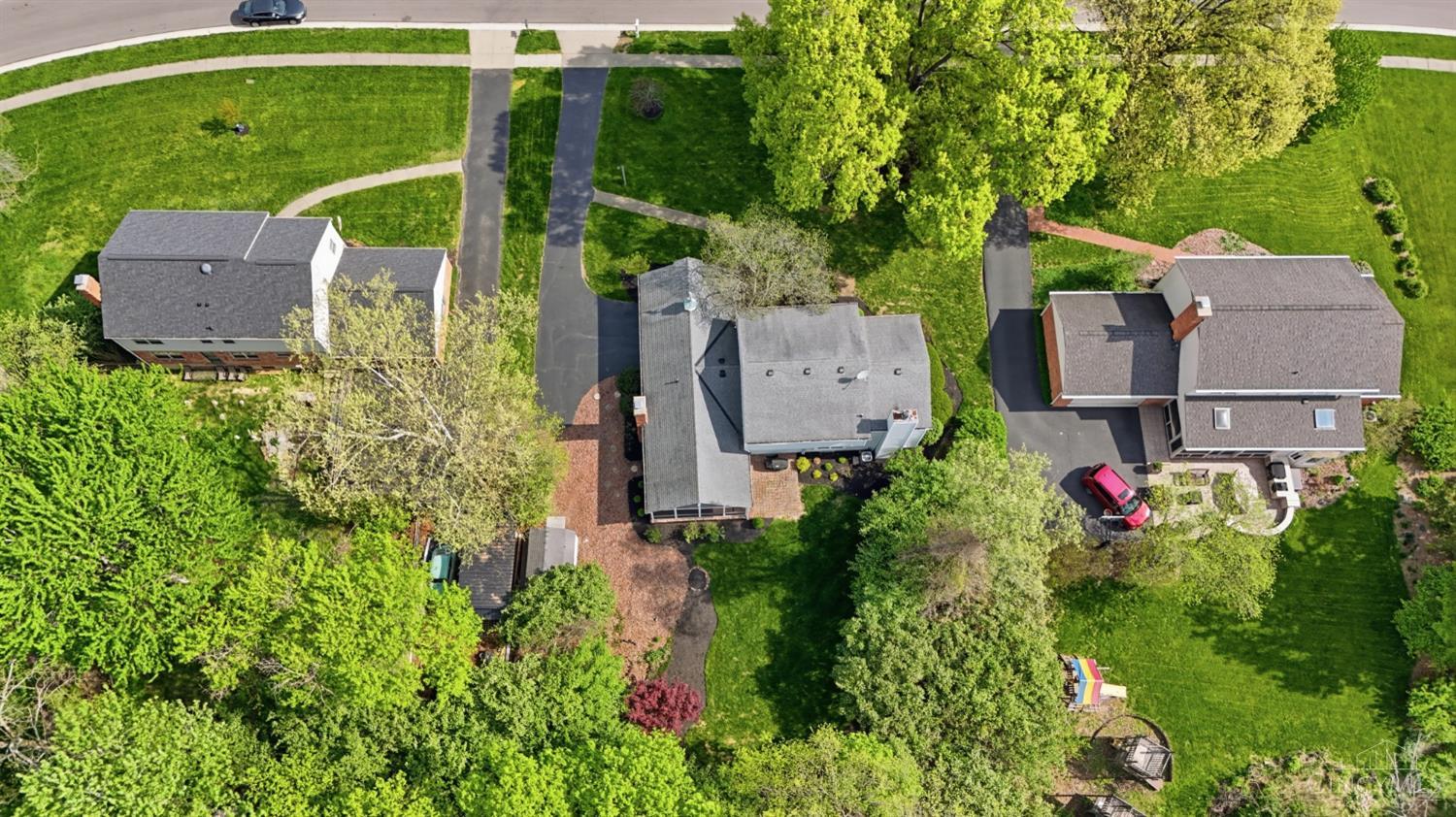 2633 Montchateau Drive