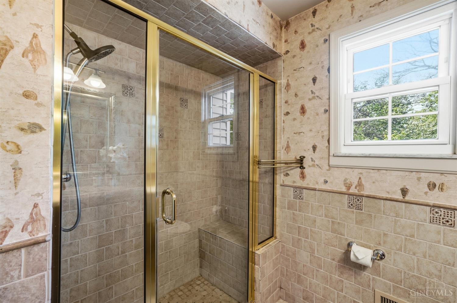 2633 Montchateau Drive