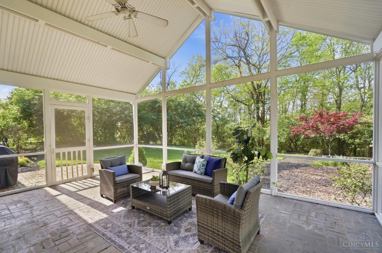 2633 Montchateau Drive