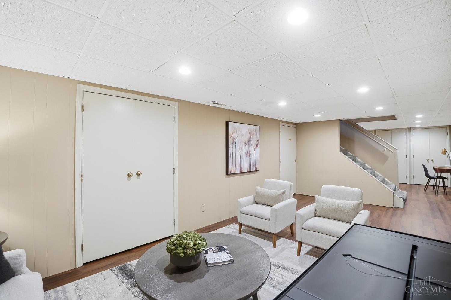2633 Montchateau Drive