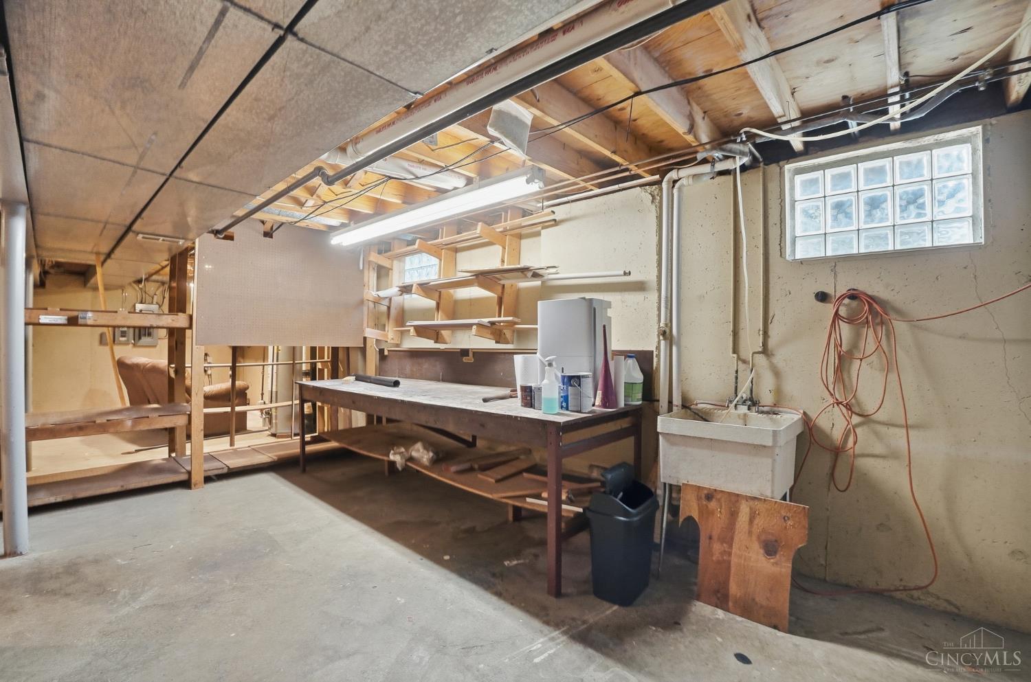 2633 Montchateau Drive