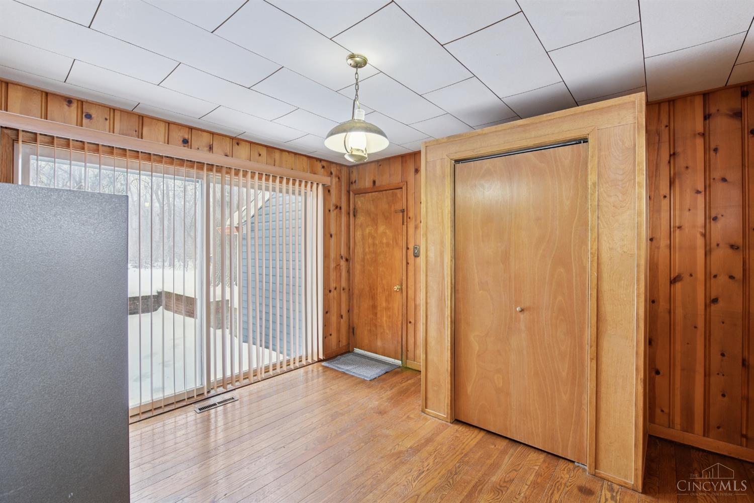 335 Albion Avenue