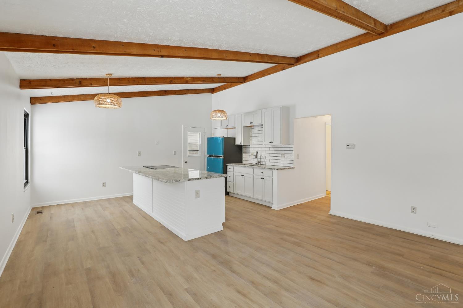 7109 Woodridge Drive