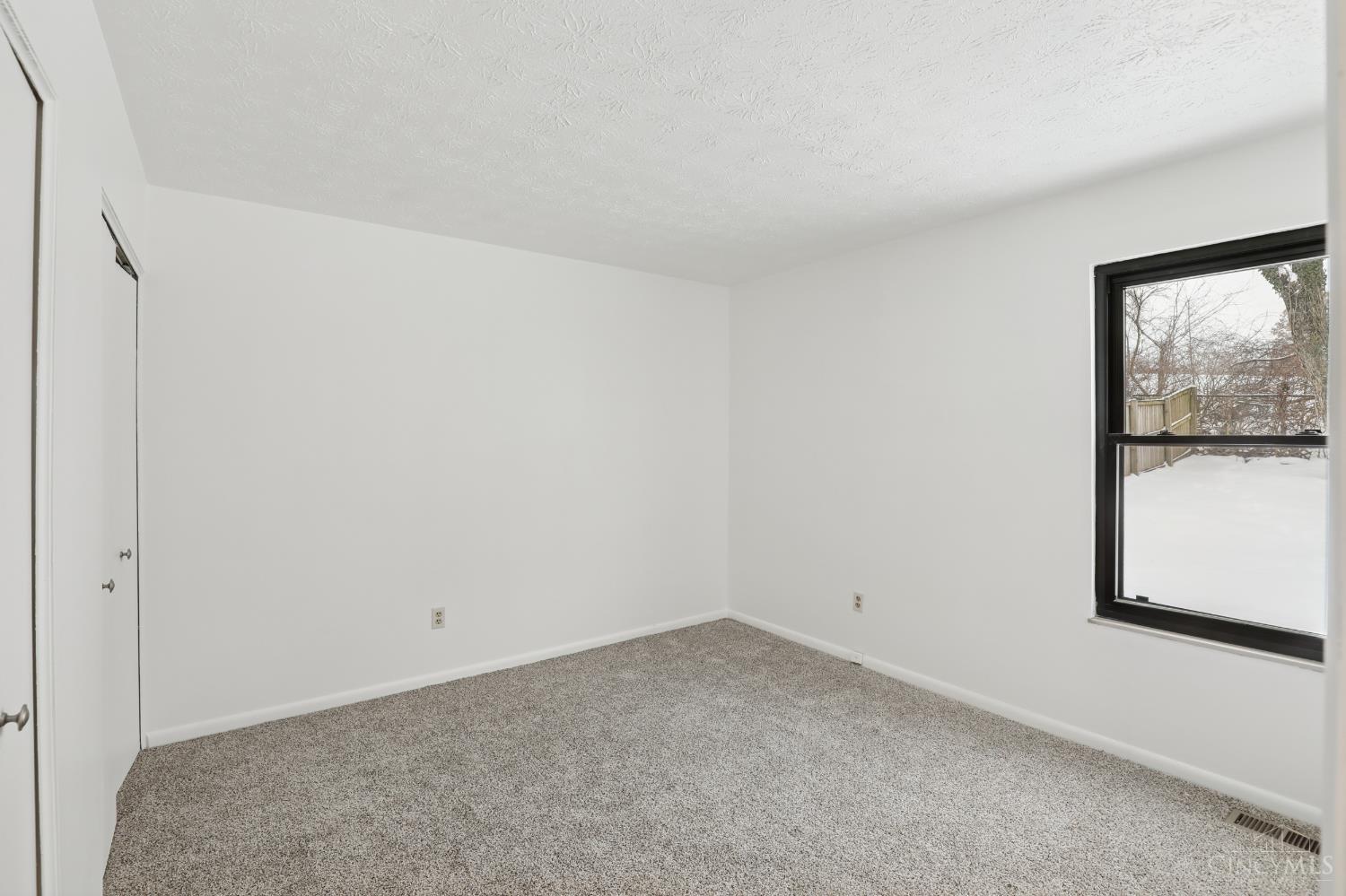 7109 Woodridge Drive