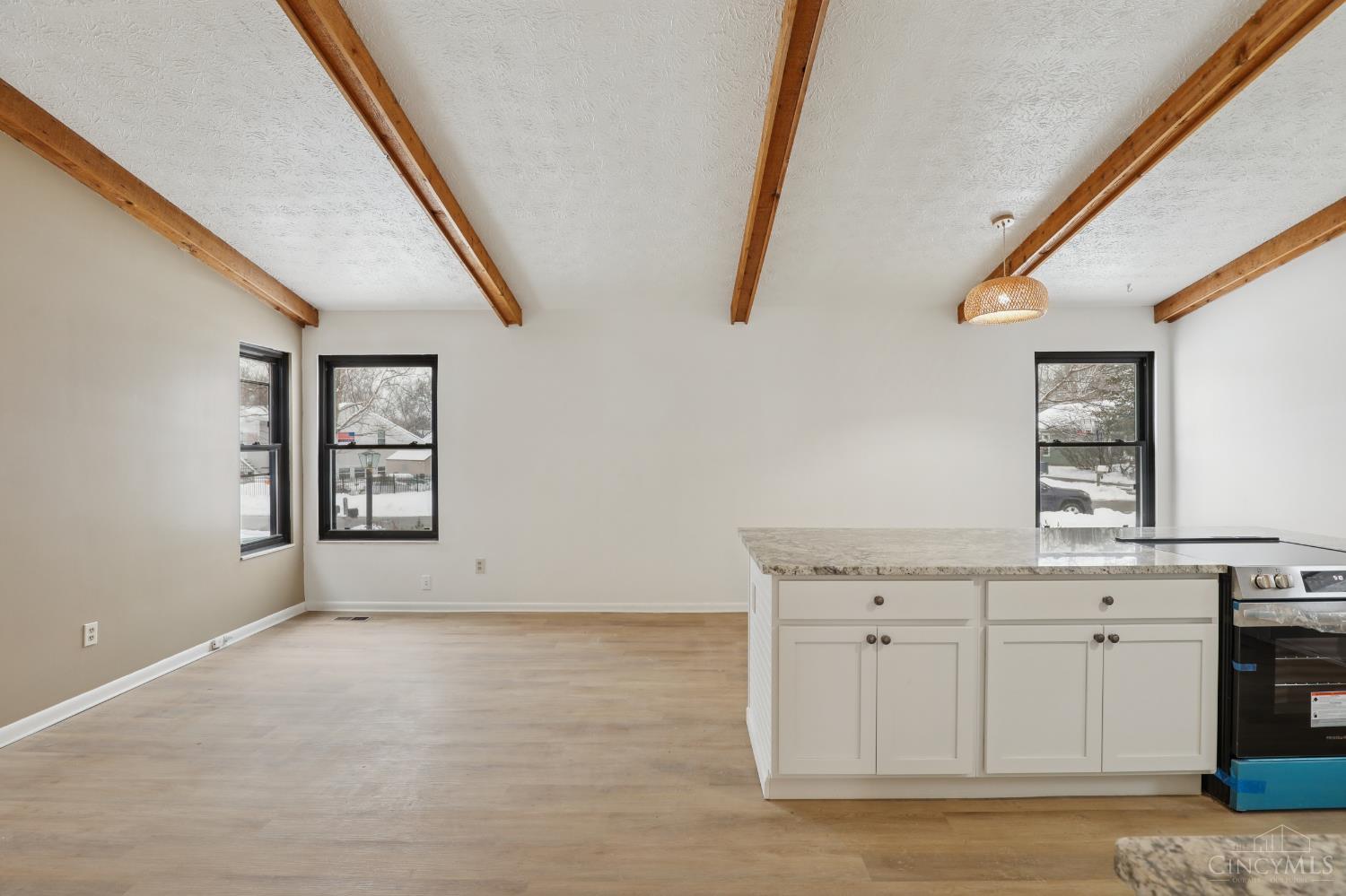 7109 Woodridge Drive