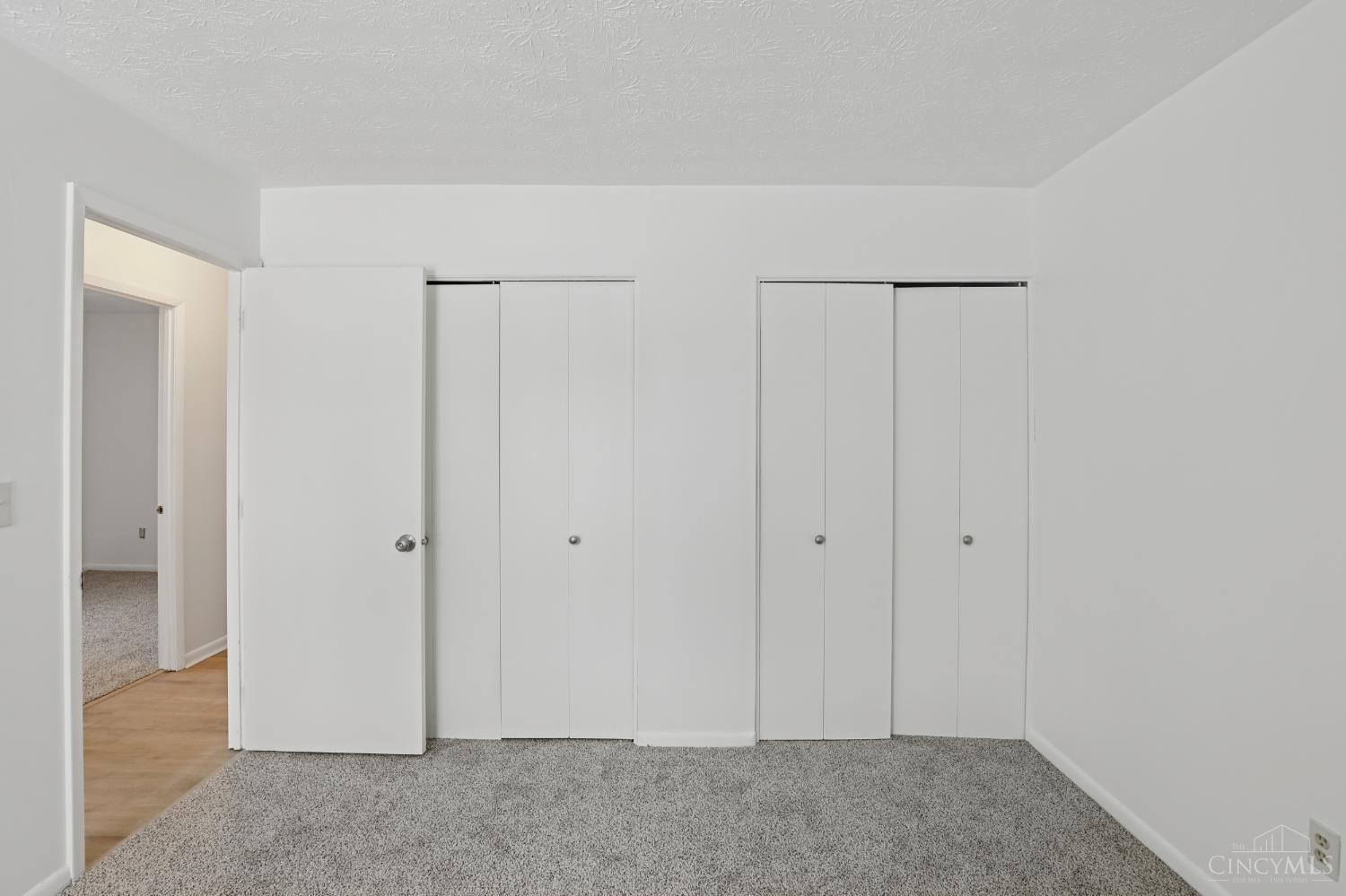 7109 Woodridge Drive