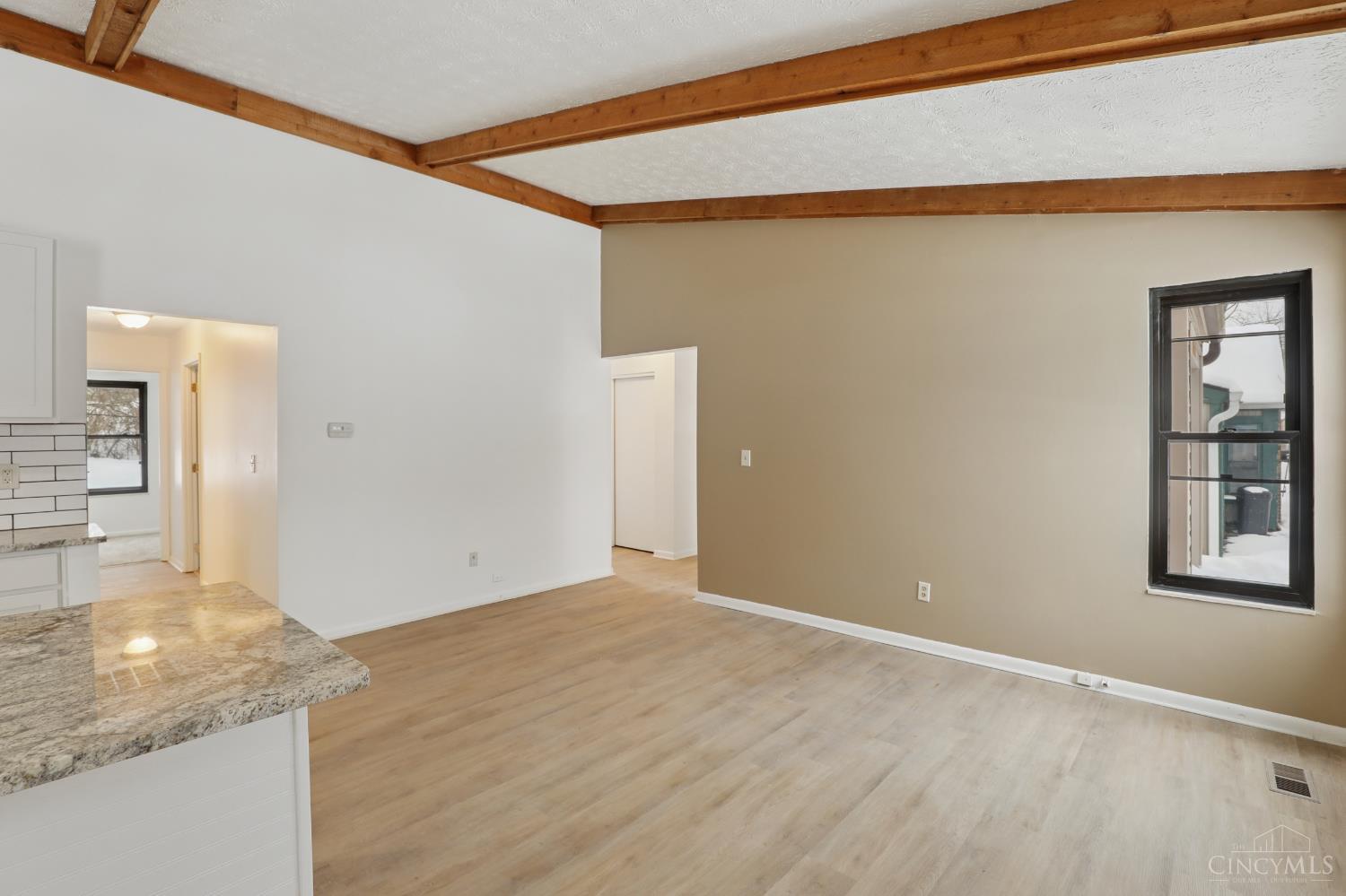 7109 Woodridge Drive