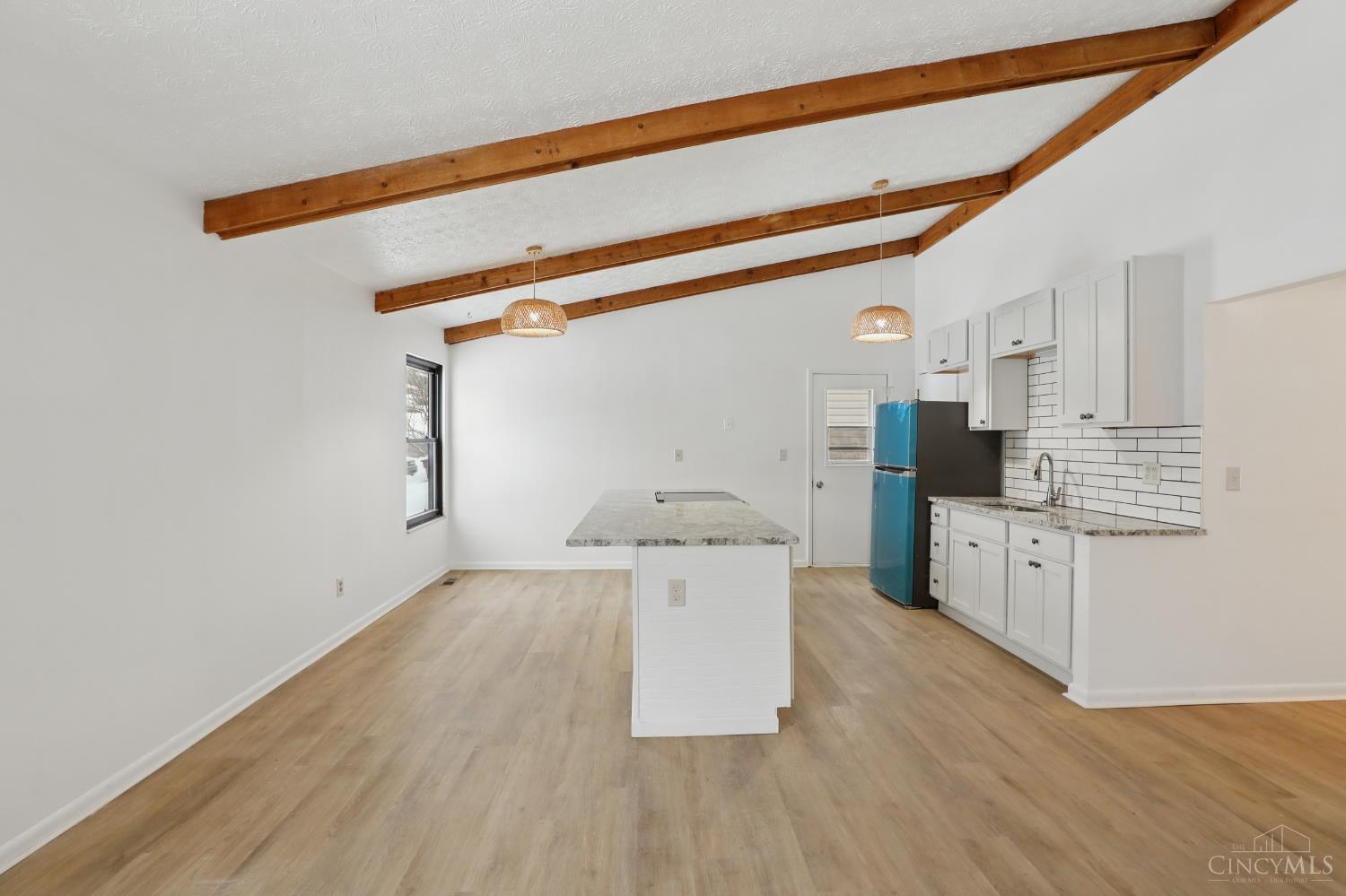 7109 Woodridge Drive