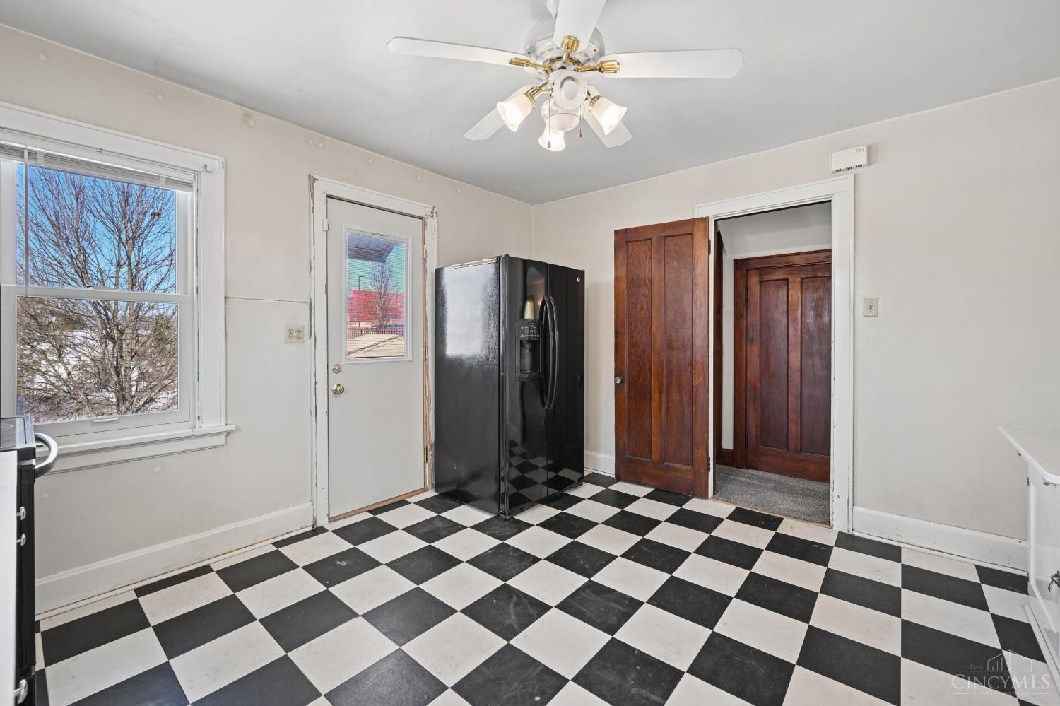 4081 Lee Court
