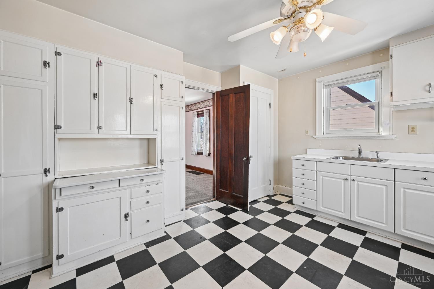 4081 Lee Court
