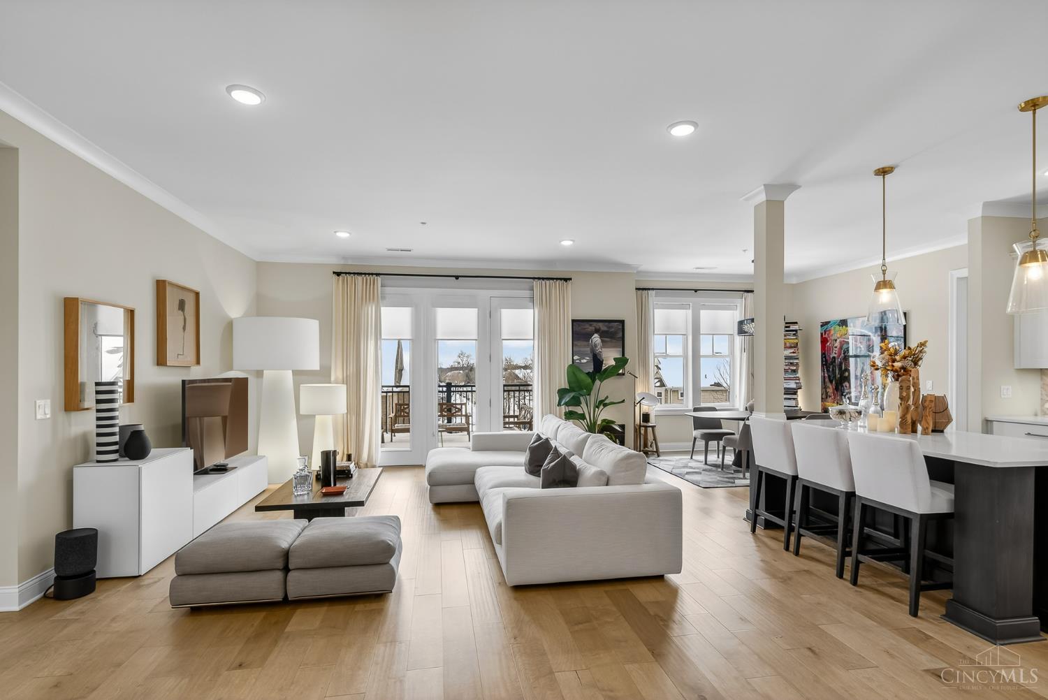 230 Vintage Club Drive 205