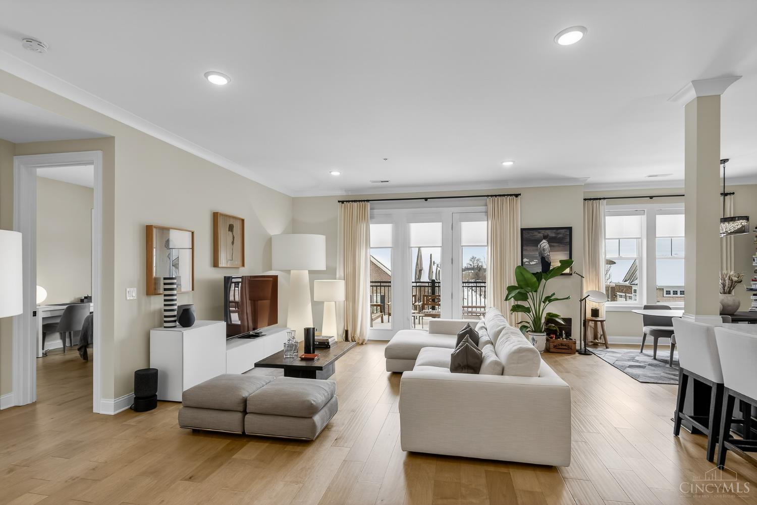 230 Vintage Club Drive 205