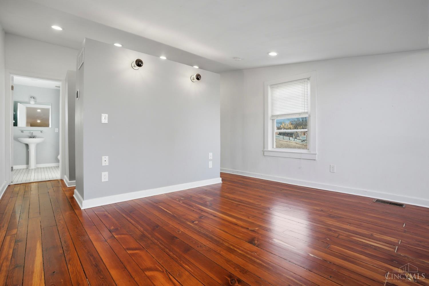 1314 Spring Street 4