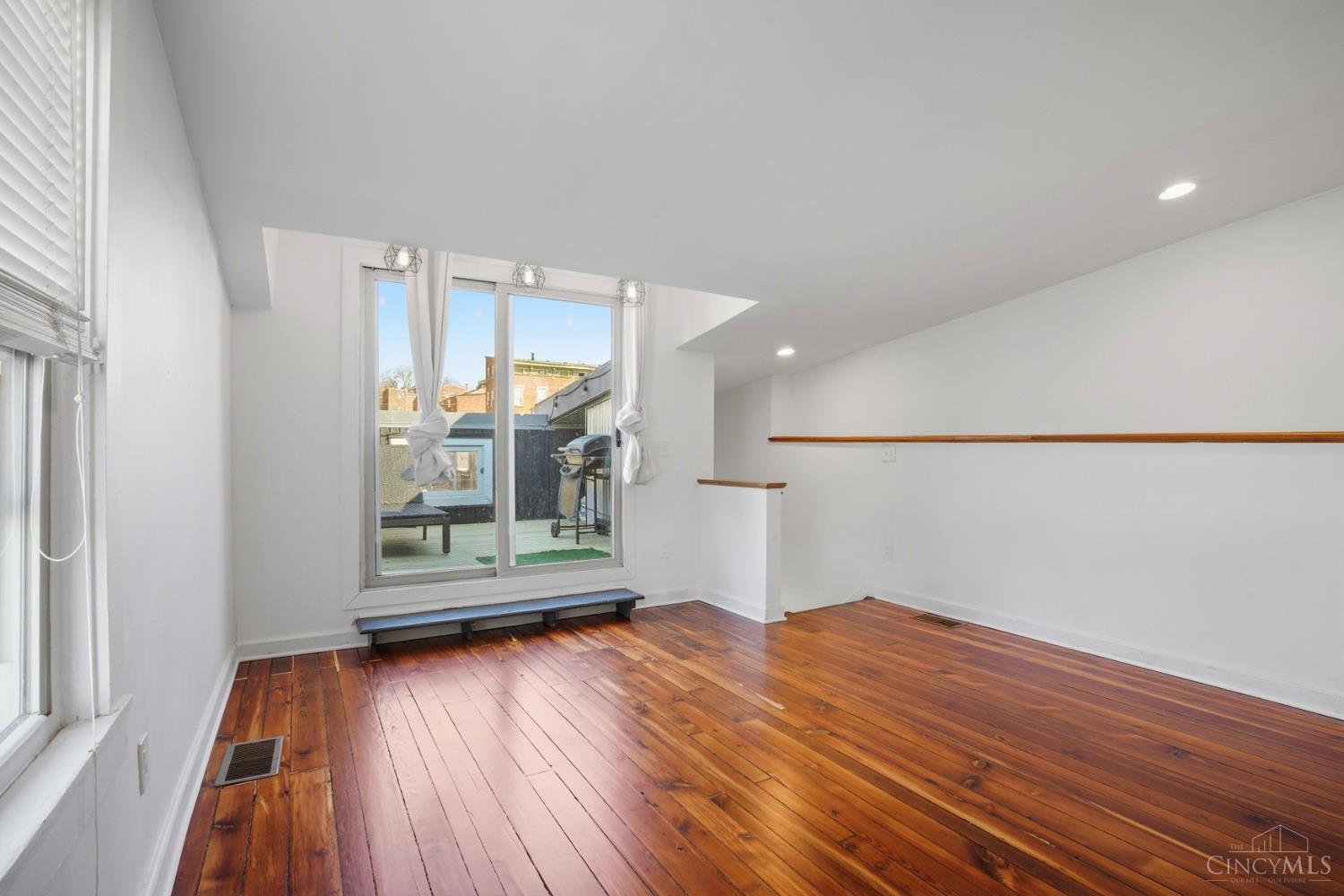 1314 Spring Street 4