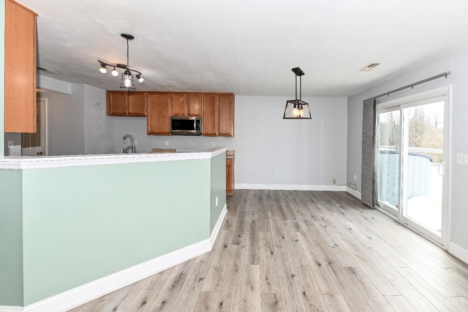 1016 Canterbury Lane